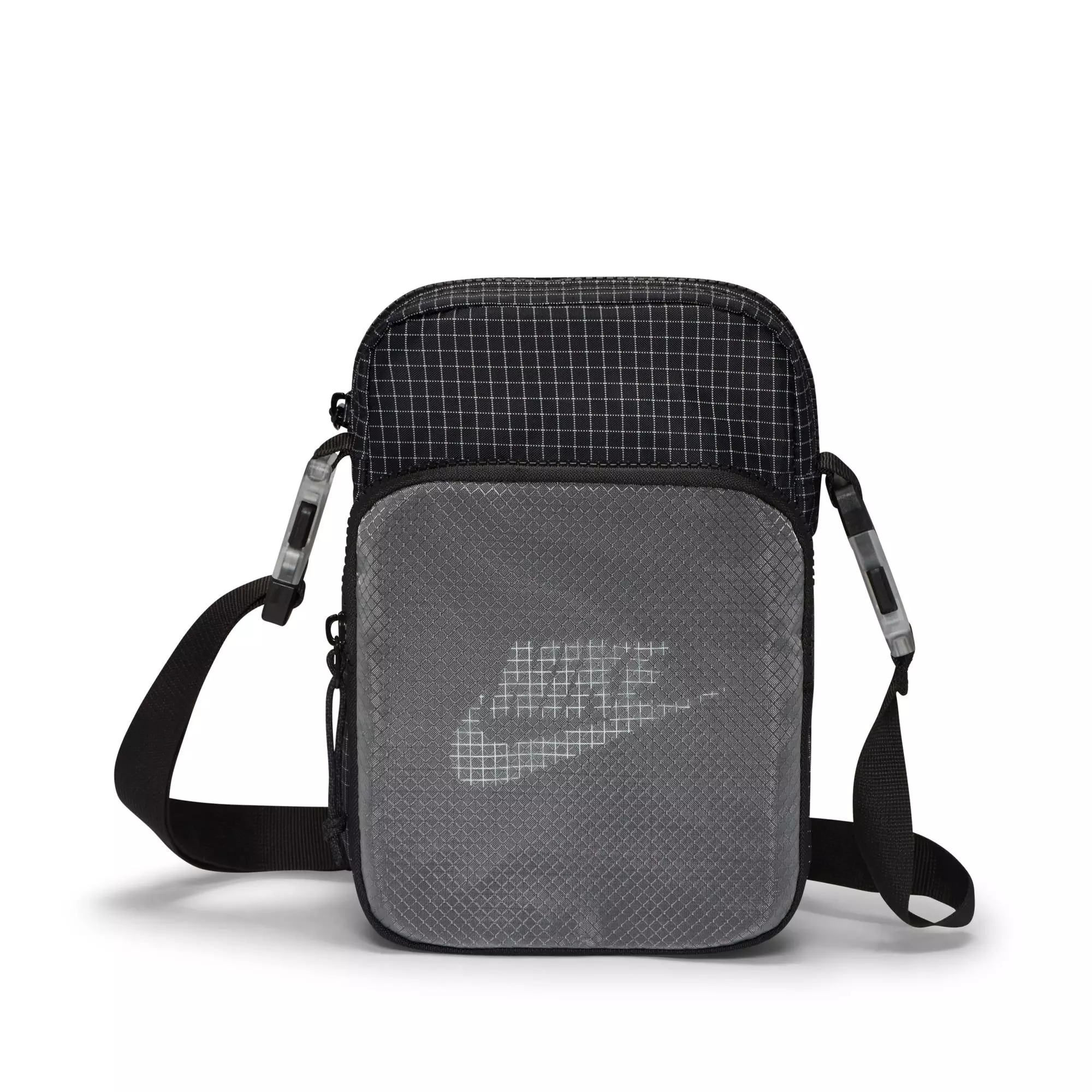 Nike small best sale items bag